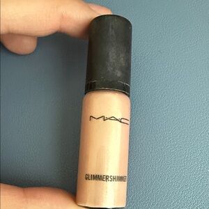 MAC Cosmetics Glimmer Shimmer - Soft Cream